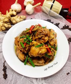 đùi gà góc tư kho