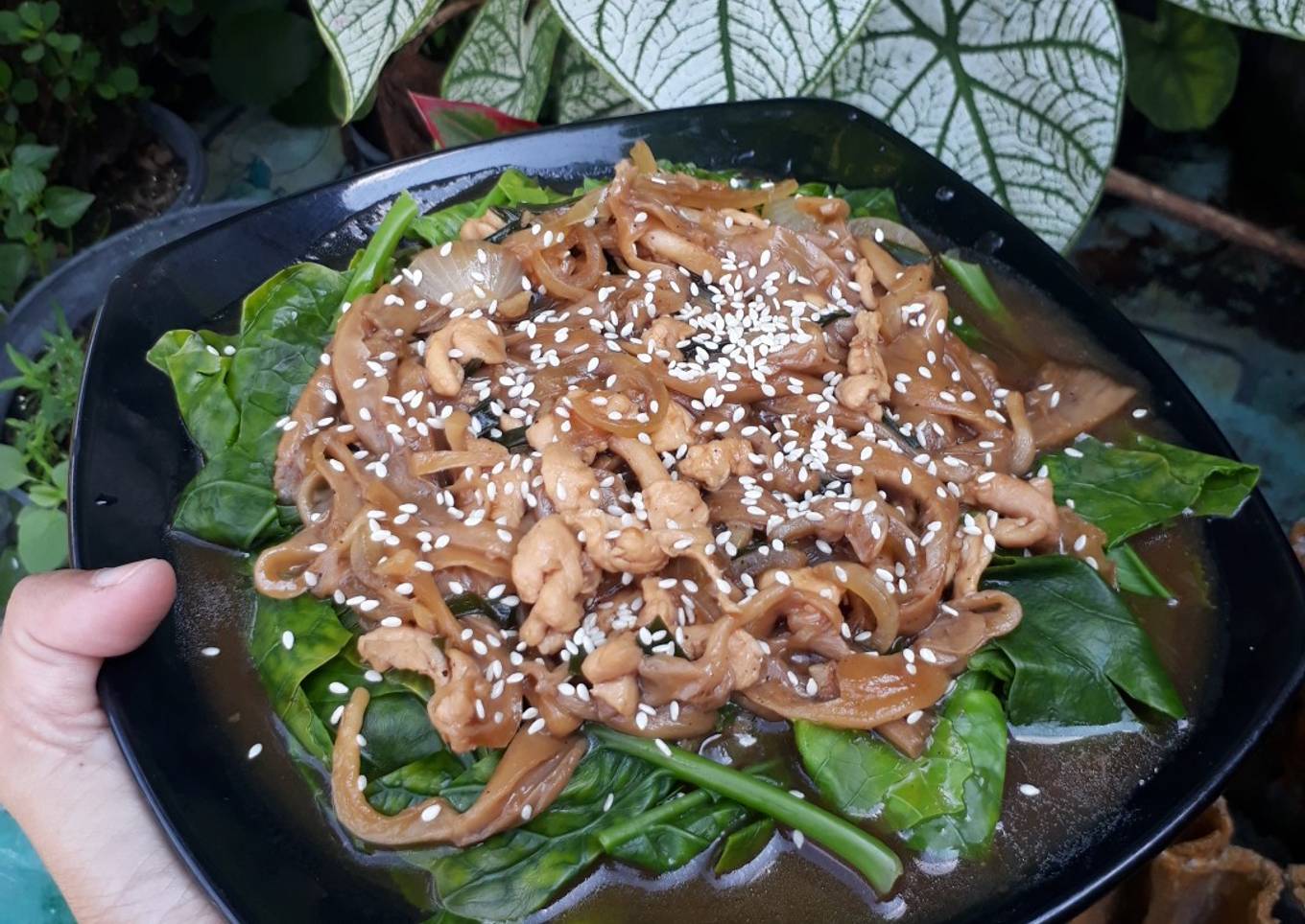 Kaylan with Chicken Mushroom Oyster Sauce