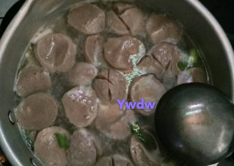 Resep Sop Bakso Kuah yang Menggugah Selera