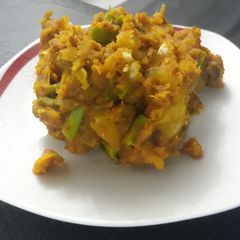 Sweet potato porriage with green peas A picture of Sweet potato porriage with green peas.