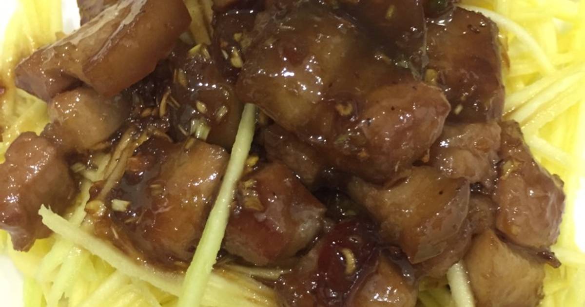Cách Làm Món Ba rọi kho mắm ruốc ăn kèm xoài bào của Victoria Dương ...