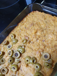 Una foto de Tortilla de atún de pan duro
