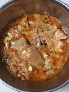 રોટલી વઘારેલી (Rotli Vaghareli Recipe In Gujarati) રેસીપી મુખ્ય ફોટો