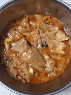 રોટલી વઘારેલી (Rotli Vaghareli Recipe In Gujarati) રેસીપી મુખ્ય ફોટો