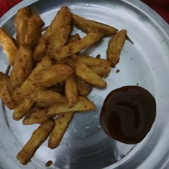 A picture of Fried potato fingers.