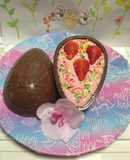 Huevos de Pascuas de Chocolate Relleno con Mousse de fresas!!