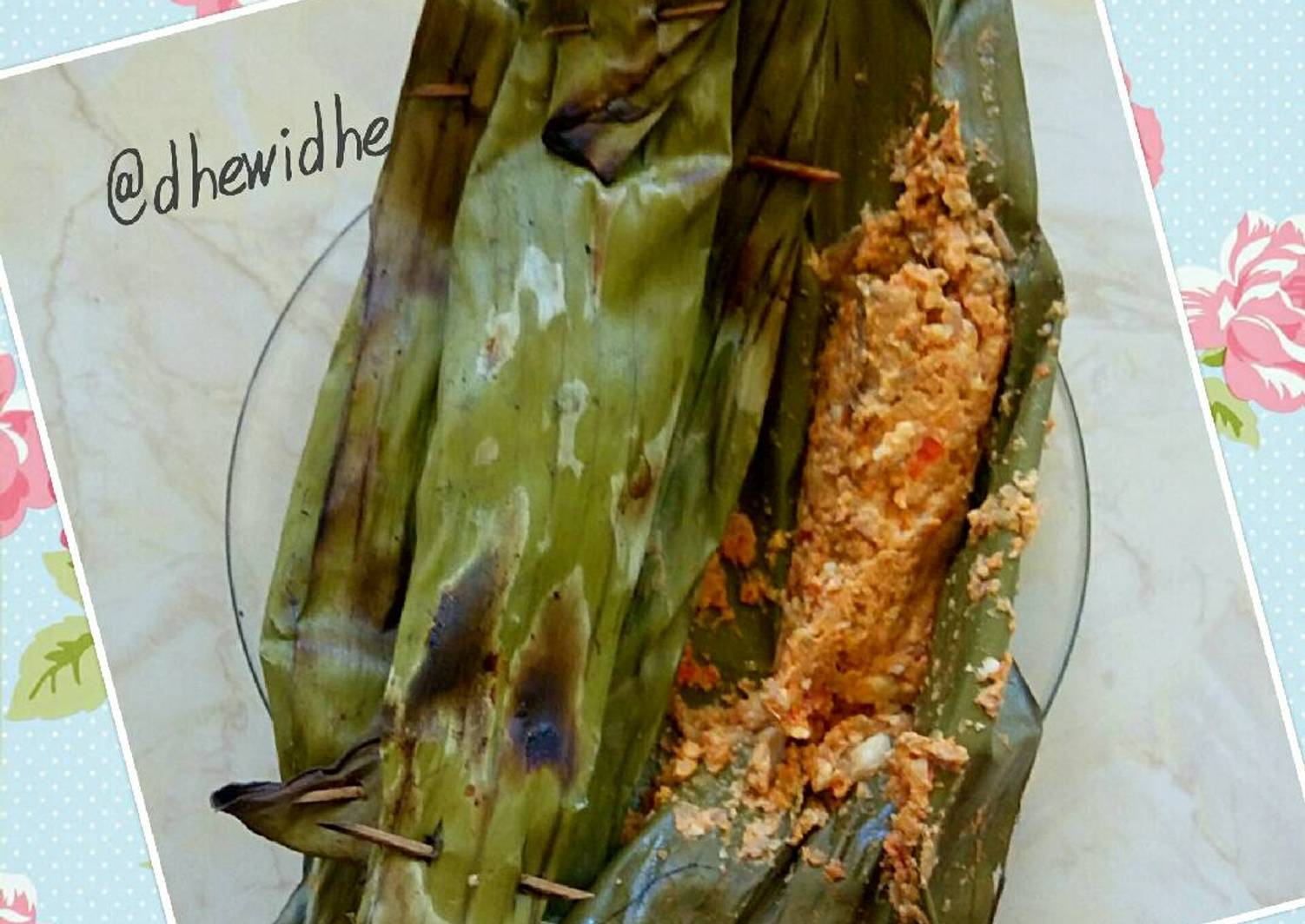 Resep Pepes ikan tongkol oleh Dhewi Susanti - Cookpad