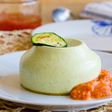 Flan de calabacín y salsa de tomate