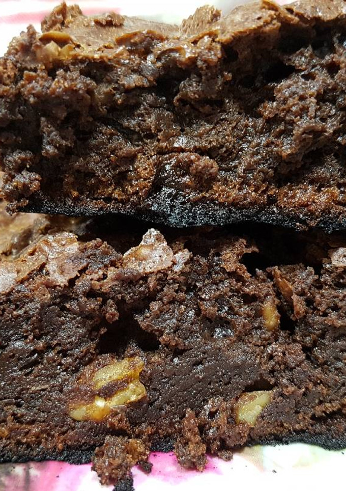 Una foto de Mi primer Brownie!!🍫😋🍴