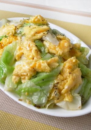 A picture of Easy! Delicious Chinese-Style Cabbage and Eggs.