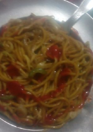 A picture of Chowmein.