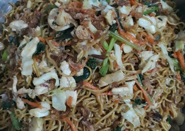 Resep Mie Goreng Ulang Tahun | Resep Bumbu Mie Goreng Ulang Tahun Yang Enak Dan Lezat