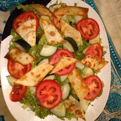 A picture of Fattoush Salad.