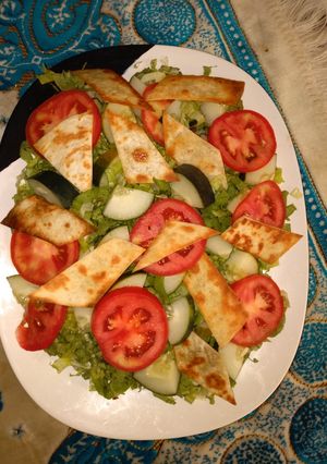 A picture of Fattoush Salad.