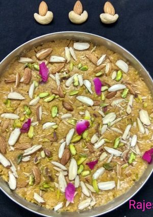 A picture of Besan Burfi.