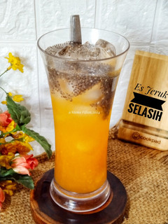 Foto resep Es Jeruk 🍊 Selasih