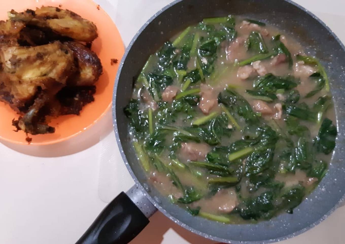 Sawi babi masak kental(non halal)