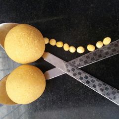 A picture of Dhal laddu.