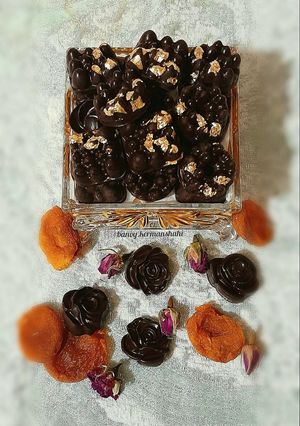 عکسی از دستور شوکو قیسی و گردو 🍬