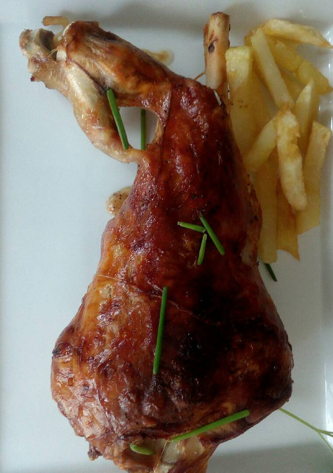 Una foto de Pierna de cordero asada 