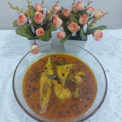 A picture of Fish korma.