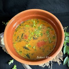 A picture of Horse Gram Sambar / Lentil Curry.