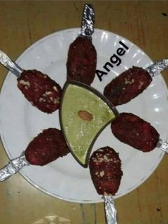 A picture of Beetroot cutlets.