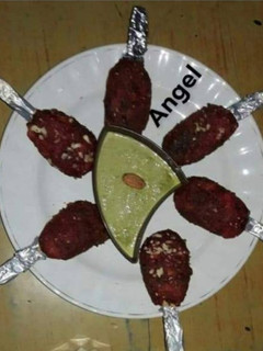 A picture of Beetroot cutlets.