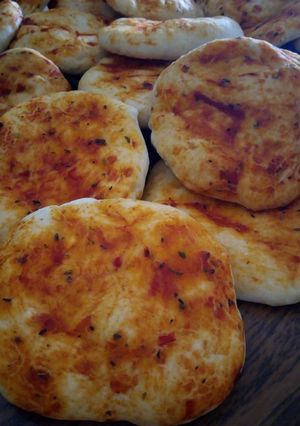 Una foto de Pizzetas caseras saborizadas! :)