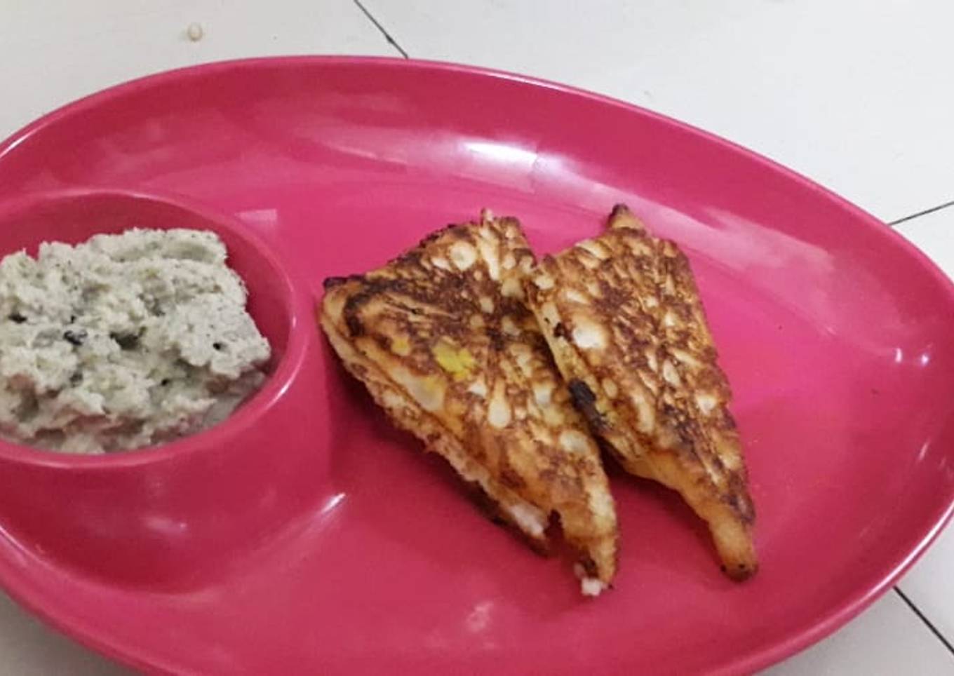Sandwich toast using idli batter