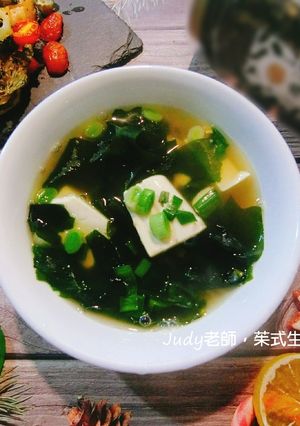 想喝滿滿海味的海帶豆腐湯，超easy！ 的食譜成品照片