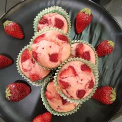 A picture of Strawberry banana muffins.