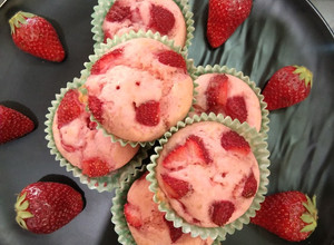 A picture of Strawberry banana muffins.