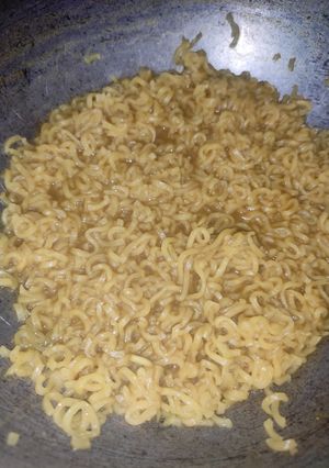 मैगी (Maggi recipe in hindi) रेसिपी मुख्य फोटो