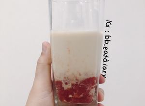 รูปของ Strawberry Milk อย่างง่ายๆ คีโต/คลีน