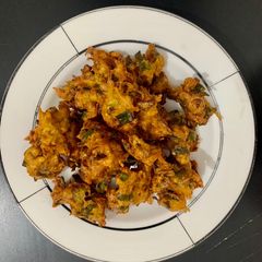 A picture of Jhat phat Spring Onion Pakoray.