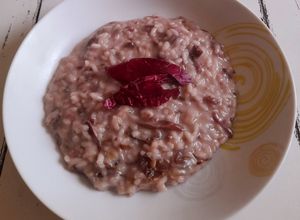 Foto di Risotto con radicchio e speck