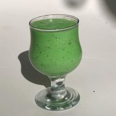 A picture of Kiwi smoothie.