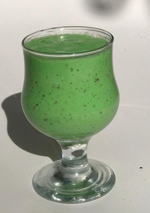 A picture of Kiwi smoothie.