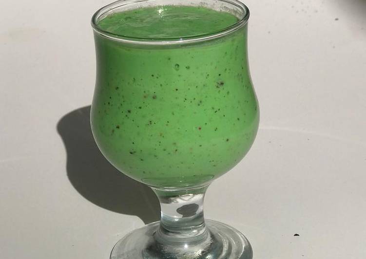 Easiest Way to Cook Delicious Kiwi smoothie This is A Recipe That Has Been Tested  From My Kitchen !!