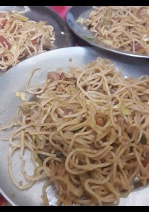 हक्का नूडल्स (hakka noodles recipe in Hindi) रेसिपी मुख्य फोटो