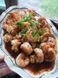 กุ้งผัดสามเกลอ (กุ้งผัดกระเทียมพริกไทย)