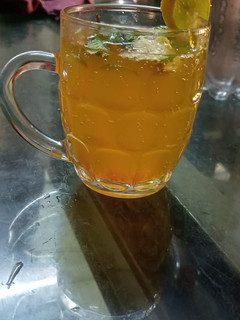 ऑरेंज जूस(orange juice recipe in Hindi) रेसिपी मुख्य फोटो