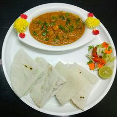 A picture of Mushroom masala.