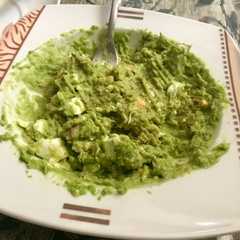 Una foto de Revuelto de aguacate