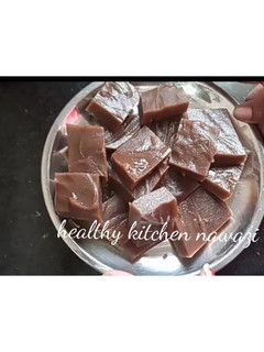 सिंघाड़े के आटे का हलवा (Singhare ke aate ka halwa recipe in Hindi) रेसिपी मुख्य फोटो