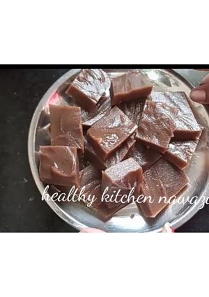 सिंघाड़े के आटे का हलवा (Singhare ke aate ka halwa recipe in Hindi) रेसिपी मुख्य फोटो