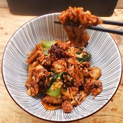 A picture of Pad See Ew.
