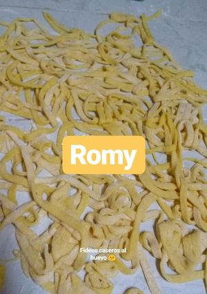 Una foto de Fideos caseros al 🥚