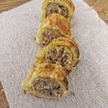 Sausage roll with mustard